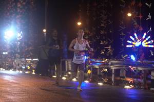 BIB: 40013
                            <button type="button" onclick="openModal(16112963)" class="btn btn-primary btn-sm float-right btn-popup" data-toggle="modal" data-target=".modal-high-quality">
                        <i class="fas fa-shopping-cart"></i> Add to Cart
                    </button>
                                            <button type="button" onclick="isThisMe(16112963, true)" class="btn btn-success btn-sm float-right btn-popup btn-isme hidden" data-toggle="tooltip" data-placement="bottom" title="นี่คือรูปของคุณใช่ไหม คลิกที่นี่เพื่อเอาเข้าอัลบั้ม">
                        <i class="fas fa-plus"></i> Add to album
                    </button>
                    <button type="button" onclick="isThisMe(16112963, false)" class="btn btn-warning btn-sm float-right btn-popup btn-isnotme hidden">
                        <i class="fas fa-ban"></i> Remove from album
                    </button>