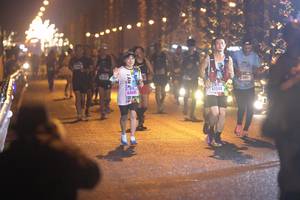 BIB: 097, 42244, 44691
                            <button type="button" onclick="openModal(16619424)" class="btn btn-primary btn-sm float-right btn-popup" data-toggle="modal" data-target=".modal-high-quality">
                        <i class="fas fa-shopping-cart"></i> Add to Cart
                    </button>
                                            <button type="button" onclick="isThisMe(16619424, true)" class="btn btn-success btn-sm float-right btn-popup btn-isme hidden" data-toggle="tooltip" data-placement="bottom" title="นี่คือรูปของคุณใช่ไหม คลิกที่นี่เพื่อเอาเข้าอัลบั้ม">
                        <i class="fas fa-plus"></i> Add to album
                    </button>
                    <button type="button" onclick="isThisMe(16619424, false)" class="btn btn-warning btn-sm float-right btn-popup btn-isnotme hidden">
                        <i class="fas fa-ban"></i> Remove from album
                    </button>