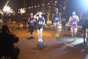 BIB: 2632, 44158, 41352
                            <button type="button" onclick="openModal(16712494)" class="btn btn-primary btn-sm float-right btn-popup" data-toggle="modal" data-target=".modal-high-quality">
                        <i class="fas fa-shopping-cart"></i> Add to Cart
                    </button>
                                            <button type="button" onclick="isThisMe(16712494, true)" class="btn btn-success btn-sm float-right btn-popup btn-isme hidden" data-toggle="tooltip" data-placement="bottom" title="นี่คือรูปของคุณใช่ไหม คลิกที่นี่เพื่อเอาเข้าอัลบั้ม">
                        <i class="fas fa-plus"></i> Add to album
                    </button>
                    <button type="button" onclick="isThisMe(16712494, false)" class="btn btn-warning btn-sm float-right btn-popup btn-isnotme hidden">
                        <i class="fas fa-ban"></i> Remove from album
                    </button>