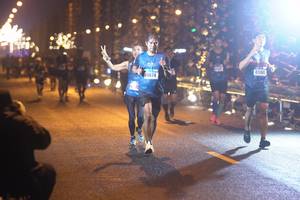 BIB: 41360, 0674
                            <button type="button" onclick="openModal(16728298)" class="btn btn-primary btn-sm float-right btn-popup" data-toggle="modal" data-target=".modal-high-quality">
                        <i class="fas fa-shopping-cart"></i> Add to Cart
                    </button>
                                            <button type="button" onclick="isThisMe(16728298, true)" class="btn btn-success btn-sm float-right btn-popup btn-isme hidden" data-toggle="tooltip" data-placement="bottom" title="นี่คือรูปของคุณใช่ไหม คลิกที่นี่เพื่อเอาเข้าอัลบั้ม">
                        <i class="fas fa-plus"></i> Add to album
                    </button>
                    <button type="button" onclick="isThisMe(16728298, false)" class="btn btn-warning btn-sm float-right btn-popup btn-isnotme hidden">
                        <i class="fas fa-ban"></i> Remove from album
                    </button>