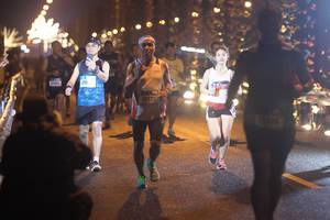 BIB: 410, 40823
                            <button type="button" onclick="openModal(16746649)" class="btn btn-primary btn-sm float-right btn-popup" data-toggle="modal" data-target=".modal-high-quality">
                        <i class="fas fa-shopping-cart"></i> Add to Cart
                    </button>
                                            <button type="button" onclick="isThisMe(16746649, true)" class="btn btn-success btn-sm float-right btn-popup btn-isme hidden" data-toggle="tooltip" data-placement="bottom" title="นี่คือรูปของคุณใช่ไหม คลิกที่นี่เพื่อเอาเข้าอัลบั้ม">
                        <i class="fas fa-plus"></i> Add to album
                    </button>
                    <button type="button" onclick="isThisMe(16746649, false)" class="btn btn-warning btn-sm float-right btn-popup btn-isnotme hidden">
                        <i class="fas fa-ban"></i> Remove from album
                    </button>