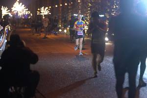 BIB: 4405
                            <button type="button" onclick="openModal(16691730)" class="btn btn-primary btn-sm float-right btn-popup" data-toggle="modal" data-target=".modal-high-quality">
                        <i class="fas fa-shopping-cart"></i> Add to Cart
                    </button>
                                            <button type="button" onclick="isThisMe(16691730, true)" class="btn btn-success btn-sm float-right btn-popup btn-isme hidden" data-toggle="tooltip" data-placement="bottom" title="นี่คือรูปของคุณใช่ไหม คลิกที่นี่เพื่อเอาเข้าอัลบั้ม">
                        <i class="fas fa-plus"></i> Add to album
                    </button>
                    <button type="button" onclick="isThisMe(16691730, false)" class="btn btn-warning btn-sm float-right btn-popup btn-isnotme hidden">
                        <i class="fas fa-ban"></i> Remove from album
                    </button>