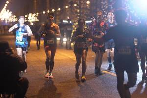 BIB: 4295, 41324
                            <button type="button" onclick="openModal(16726332)" class="btn btn-primary btn-sm float-right btn-popup" data-toggle="modal" data-target=".modal-high-quality">
                        <i class="fas fa-shopping-cart"></i> Add to Cart
                    </button>
                                            <button type="button" onclick="isThisMe(16726332, true)" class="btn btn-success btn-sm float-right btn-popup btn-isme hidden" data-toggle="tooltip" data-placement="bottom" title="นี่คือรูปของคุณใช่ไหม คลิกที่นี่เพื่อเอาเข้าอัลบั้ม">
                        <i class="fas fa-plus"></i> Add to album
                    </button>
                    <button type="button" onclick="isThisMe(16726332, false)" class="btn btn-warning btn-sm float-right btn-popup btn-isnotme hidden">
                        <i class="fas fa-ban"></i> Remove from album
                    </button>