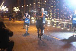 BIB: 2403, 0449, 401
                            <button type="button" onclick="openModal(16687937)" class="btn btn-primary btn-sm float-right btn-popup" data-toggle="modal" data-target=".modal-high-quality">
                        <i class="fas fa-shopping-cart"></i> Add to Cart
                    </button>
                                            <button type="button" onclick="isThisMe(16687937, true)" class="btn btn-success btn-sm float-right btn-popup btn-isme hidden" data-toggle="tooltip" data-placement="bottom" title="นี่คือรูปของคุณใช่ไหม คลิกที่นี่เพื่อเอาเข้าอัลบั้ม">
                        <i class="fas fa-plus"></i> Add to album
                    </button>
                    <button type="button" onclick="isThisMe(16687937, false)" class="btn btn-warning btn-sm float-right btn-popup btn-isnotme hidden">
                        <i class="fas fa-ban"></i> Remove from album
                    </button>