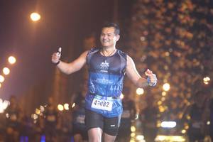 BIB: 43082
                            <button type="button" onclick="openModal(16772170)" class="btn btn-primary btn-sm float-right btn-popup" data-toggle="modal" data-target=".modal-high-quality">
                        <i class="fas fa-shopping-cart"></i> Add to Cart
                    </button>
                                            <button type="button" onclick="isThisMe(16772170, true)" class="btn btn-success btn-sm float-right btn-popup btn-isme hidden" data-toggle="tooltip" data-placement="bottom" title="นี่คือรูปของคุณใช่ไหม คลิกที่นี่เพื่อเอาเข้าอัลบั้ม">
                        <i class="fas fa-plus"></i> Add to album
                    </button>
                    <button type="button" onclick="isThisMe(16772170, false)" class="btn btn-warning btn-sm float-right btn-popup btn-isnotme hidden">
                        <i class="fas fa-ban"></i> Remove from album
                    </button>