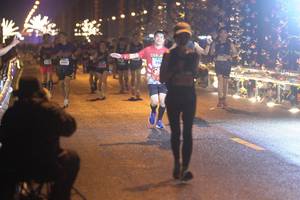 BIB: 096
                            <button type="button" onclick="openModal(16718128)" class="btn btn-primary btn-sm float-right btn-popup" data-toggle="modal" data-target=".modal-high-quality">
                        <i class="fas fa-shopping-cart"></i> Add to Cart
                    </button>
                                            <button type="button" onclick="isThisMe(16718128, true)" class="btn btn-success btn-sm float-right btn-popup btn-isme hidden" data-toggle="tooltip" data-placement="bottom" title="นี่คือรูปของคุณใช่ไหม คลิกที่นี่เพื่อเอาเข้าอัลบั้ม">
                        <i class="fas fa-plus"></i> Add to album
                    </button>
                    <button type="button" onclick="isThisMe(16718128, false)" class="btn btn-warning btn-sm float-right btn-popup btn-isnotme hidden">
                        <i class="fas fa-ban"></i> Remove from album
                    </button>