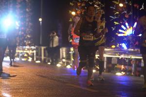 BIB: 089, 4174
                            <button type="button" onclick="openModal(16117564)" class="btn btn-primary btn-sm float-right btn-popup" data-toggle="modal" data-target=".modal-high-quality">
                        <i class="fas fa-shopping-cart"></i> Add to Cart
                    </button>
                                            <button type="button" onclick="isThisMe(16117564, true)" class="btn btn-success btn-sm float-right btn-popup btn-isme hidden" data-toggle="tooltip" data-placement="bottom" title="นี่คือรูปของคุณใช่ไหม คลิกที่นี่เพื่อเอาเข้าอัลบั้ม">
                        <i class="fas fa-plus"></i> Add to album
                    </button>
                    <button type="button" onclick="isThisMe(16117564, false)" class="btn btn-warning btn-sm float-right btn-popup btn-isnotme hidden">
                        <i class="fas fa-ban"></i> Remove from album
                    </button>