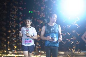 BIB: 1043, 44634
                            <button type="button" onclick="openModal(16771543)" class="btn btn-primary btn-sm float-right btn-popup" data-toggle="modal" data-target=".modal-high-quality">
                        <i class="fas fa-shopping-cart"></i> Add to Cart
                    </button>
                                            <button type="button" onclick="isThisMe(16771543, true)" class="btn btn-success btn-sm float-right btn-popup btn-isme hidden" data-toggle="tooltip" data-placement="bottom" title="นี่คือรูปของคุณใช่ไหม คลิกที่นี่เพื่อเอาเข้าอัลบั้ม">
                        <i class="fas fa-plus"></i> Add to album
                    </button>
                    <button type="button" onclick="isThisMe(16771543, false)" class="btn btn-warning btn-sm float-right btn-popup btn-isnotme hidden">
                        <i class="fas fa-ban"></i> Remove from album
                    </button>