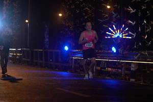 BIB: 41000
                            <button type="button" onclick="openModal(16447975)" class="btn btn-primary btn-sm float-right btn-popup" data-toggle="modal" data-target=".modal-high-quality">
                        <i class="fas fa-shopping-cart"></i> Add to Cart
                    </button>
                                            <button type="button" onclick="isThisMe(16447975, true)" class="btn btn-success btn-sm float-right btn-popup btn-isme hidden" data-toggle="tooltip" data-placement="bottom" title="นี่คือรูปของคุณใช่ไหม คลิกที่นี่เพื่อเอาเข้าอัลบั้ม">
                        <i class="fas fa-plus"></i> Add to album
                    </button>
                    <button type="button" onclick="isThisMe(16447975, false)" class="btn btn-warning btn-sm float-right btn-popup btn-isnotme hidden">
                        <i class="fas fa-ban"></i> Remove from album
                    </button>