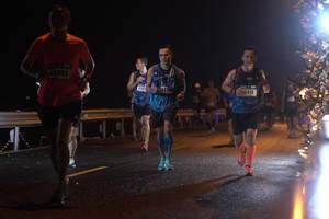 BIB: 0965, 513
                            <button type="button" onclick="openModal(16495899)" class="btn btn-primary btn-sm float-right btn-popup" data-toggle="modal" data-target=".modal-high-quality">
                        <i class="fas fa-shopping-cart"></i> Add to Cart
                    </button>
                                            <button type="button" onclick="isThisMe(16495899, true)" class="btn btn-success btn-sm float-right btn-popup btn-isme hidden" data-toggle="tooltip" data-placement="bottom" title="นี่คือรูปของคุณใช่ไหม คลิกที่นี่เพื่อเอาเข้าอัลบั้ม">
                        <i class="fas fa-plus"></i> Add to album
                    </button>
                    <button type="button" onclick="isThisMe(16495899, false)" class="btn btn-warning btn-sm float-right btn-popup btn-isnotme hidden">
                        <i class="fas fa-ban"></i> Remove from album
                    </button>