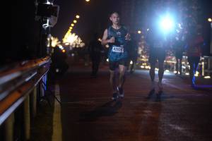 BIB: 42924
                            <button type="button" onclick="openModal(16451380)" class="btn btn-primary btn-sm float-right btn-popup" data-toggle="modal" data-target=".modal-high-quality">
                        <i class="fas fa-shopping-cart"></i> Add to Cart
                    </button>
                                            <button type="button" onclick="isThisMe(16451380, true)" class="btn btn-success btn-sm float-right btn-popup btn-isme hidden" data-toggle="tooltip" data-placement="bottom" title="นี่คือรูปของคุณใช่ไหม คลิกที่นี่เพื่อเอาเข้าอัลบั้ม">
                        <i class="fas fa-plus"></i> Add to album
                    </button>
                    <button type="button" onclick="isThisMe(16451380, false)" class="btn btn-warning btn-sm float-right btn-popup btn-isnotme hidden">
                        <i class="fas fa-ban"></i> Remove from album
                    </button>