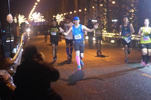 BIB: 41518, 44244
                            <button type="button" onclick="openModal(16594667)" class="btn btn-primary btn-sm float-right btn-popup" data-toggle="modal" data-target=".modal-high-quality">
                        <i class="fas fa-shopping-cart"></i> Add to Cart
                    </button>
                                            <button type="button" onclick="isThisMe(16594667, true)" class="btn btn-success btn-sm float-right btn-popup btn-isme hidden" data-toggle="tooltip" data-placement="bottom" title="นี่คือรูปของคุณใช่ไหม คลิกที่นี่เพื่อเอาเข้าอัลบั้ม">
                        <i class="fas fa-plus"></i> Add to album
                    </button>
                    <button type="button" onclick="isThisMe(16594667, false)" class="btn btn-warning btn-sm float-right btn-popup btn-isnotme hidden">
                        <i class="fas fa-ban"></i> Remove from album
                    </button>