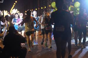 BIB: 103, 0895, 4400
                            <button type="button" onclick="openModal(16659716)" class="btn btn-primary btn-sm float-right btn-popup" data-toggle="modal" data-target=".modal-high-quality">
                        <i class="fas fa-shopping-cart"></i> Add to Cart
                    </button>
                                            <button type="button" onclick="isThisMe(16659716, true)" class="btn btn-success btn-sm float-right btn-popup btn-isme hidden" data-toggle="tooltip" data-placement="bottom" title="นี่คือรูปของคุณใช่ไหม คลิกที่นี่เพื่อเอาเข้าอัลบั้ม">
                        <i class="fas fa-plus"></i> Add to album
                    </button>
                    <button type="button" onclick="isThisMe(16659716, false)" class="btn btn-warning btn-sm float-right btn-popup btn-isnotme hidden">
                        <i class="fas fa-ban"></i> Remove from album
                    </button>