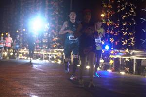 BIB: 4280, 0625
                            <button type="button" onclick="openModal(16129178)" class="btn btn-primary btn-sm float-right btn-popup" data-toggle="modal" data-target=".modal-high-quality">
                        <i class="fas fa-shopping-cart"></i> Add to Cart
                    </button>
                                            <button type="button" onclick="isThisMe(16129178, true)" class="btn btn-success btn-sm float-right btn-popup btn-isme hidden" data-toggle="tooltip" data-placement="bottom" title="นี่คือรูปของคุณใช่ไหม คลิกที่นี่เพื่อเอาเข้าอัลบั้ม">
                        <i class="fas fa-plus"></i> Add to album
                    </button>
                    <button type="button" onclick="isThisMe(16129178, false)" class="btn btn-warning btn-sm float-right btn-popup btn-isnotme hidden">
                        <i class="fas fa-ban"></i> Remove from album
                    </button>