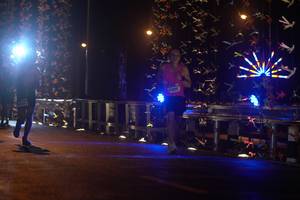 BIB: 4100
                            <button type="button" onclick="openModal(16447278)" class="btn btn-primary btn-sm float-right btn-popup" data-toggle="modal" data-target=".modal-high-quality">
                        <i class="fas fa-shopping-cart"></i> Add to Cart
                    </button>
                                            <button type="button" onclick="isThisMe(16447278, true)" class="btn btn-success btn-sm float-right btn-popup btn-isme hidden" data-toggle="tooltip" data-placement="bottom" title="นี่คือรูปของคุณใช่ไหม คลิกที่นี่เพื่อเอาเข้าอัลบั้ม">
                        <i class="fas fa-plus"></i> Add to album
                    </button>
                    <button type="button" onclick="isThisMe(16447278, false)" class="btn btn-warning btn-sm float-right btn-popup btn-isnotme hidden">
                        <i class="fas fa-ban"></i> Remove from album
                    </button>