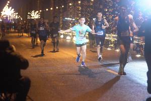 BIB: 1997
                            <button type="button" onclick="openModal(16683044)" class="btn btn-primary btn-sm float-right btn-popup" data-toggle="modal" data-target=".modal-high-quality">
                        <i class="fas fa-shopping-cart"></i> Add to Cart
                    </button>
                                            <button type="button" onclick="isThisMe(16683044, true)" class="btn btn-success btn-sm float-right btn-popup btn-isme hidden" data-toggle="tooltip" data-placement="bottom" title="นี่คือรูปของคุณใช่ไหม คลิกที่นี่เพื่อเอาเข้าอัลบั้ม">
                        <i class="fas fa-plus"></i> Add to album
                    </button>
                    <button type="button" onclick="isThisMe(16683044, false)" class="btn btn-warning btn-sm float-right btn-popup btn-isnotme hidden">
                        <i class="fas fa-ban"></i> Remove from album
                    </button>