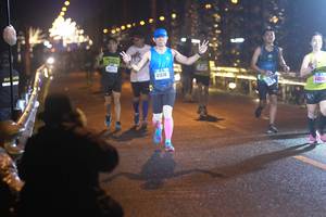 BIB: 645, 41518, 4424
                            <button type="button" onclick="openModal(16595273)" class="btn btn-primary btn-sm float-right btn-popup" data-toggle="modal" data-target=".modal-high-quality">
                        <i class="fas fa-shopping-cart"></i> Add to Cart
                    </button>
                                            <button type="button" onclick="isThisMe(16595273, true)" class="btn btn-success btn-sm float-right btn-popup btn-isme hidden" data-toggle="tooltip" data-placement="bottom" title="นี่คือรูปของคุณใช่ไหม คลิกที่นี่เพื่อเอาเข้าอัลบั้ม">
                        <i class="fas fa-plus"></i> Add to album
                    </button>
                    <button type="button" onclick="isThisMe(16595273, false)" class="btn btn-warning btn-sm float-right btn-popup btn-isnotme hidden">
                        <i class="fas fa-ban"></i> Remove from album
                    </button>