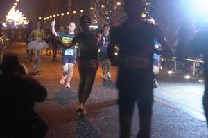 BIB: 4176
                            <button type="button" onclick="openModal(16628258)" class="btn btn-primary btn-sm float-right btn-popup" data-toggle="modal" data-target=".modal-high-quality">
                        <i class="fas fa-shopping-cart"></i> Add to Cart
                    </button>
                                            <button type="button" onclick="isThisMe(16628258, true)" class="btn btn-success btn-sm float-right btn-popup btn-isme hidden" data-toggle="tooltip" data-placement="bottom" title="นี่คือรูปของคุณใช่ไหม คลิกที่นี่เพื่อเอาเข้าอัลบั้ม">
                        <i class="fas fa-plus"></i> Add to album
                    </button>
                    <button type="button" onclick="isThisMe(16628258, false)" class="btn btn-warning btn-sm float-right btn-popup btn-isnotme hidden">
                        <i class="fas fa-ban"></i> Remove from album
                    </button>