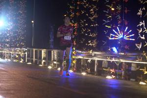 BIB: 41025
                            <button type="button" onclick="openModal(16102554)" class="btn btn-primary btn-sm float-right btn-popup" data-toggle="modal" data-target=".modal-high-quality">
                        <i class="fas fa-shopping-cart"></i> Add to Cart
                    </button>
                                            <button type="button" onclick="isThisMe(16102554, true)" class="btn btn-success btn-sm float-right btn-popup btn-isme hidden" data-toggle="tooltip" data-placement="bottom" title="นี่คือรูปของคุณใช่ไหม คลิกที่นี่เพื่อเอาเข้าอัลบั้ม">
                        <i class="fas fa-plus"></i> Add to album
                    </button>
                    <button type="button" onclick="isThisMe(16102554, false)" class="btn btn-warning btn-sm float-right btn-popup btn-isnotme hidden">
                        <i class="fas fa-ban"></i> Remove from album
                    </button>