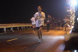 BIB: 40285
                            <button type="button" onclick="openModal(16537017)" class="btn btn-primary btn-sm float-right btn-popup" data-toggle="modal" data-target=".modal-high-quality">
                        <i class="fas fa-shopping-cart"></i> Add to Cart
                    </button>
                                            <button type="button" onclick="isThisMe(16537017, true)" class="btn btn-success btn-sm float-right btn-popup btn-isme hidden" data-toggle="tooltip" data-placement="bottom" title="นี่คือรูปของคุณใช่ไหม คลิกที่นี่เพื่อเอาเข้าอัลบั้ม">
                        <i class="fas fa-plus"></i> Add to album
                    </button>
                    <button type="button" onclick="isThisMe(16537017, false)" class="btn btn-warning btn-sm float-right btn-popup btn-isnotme hidden">
                        <i class="fas fa-ban"></i> Remove from album
                    </button>