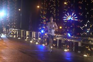 BIB: 40621
                            <button type="button" onclick="openModal(16102204)" class="btn btn-primary btn-sm float-right btn-popup" data-toggle="modal" data-target=".modal-high-quality">
                        <i class="fas fa-shopping-cart"></i> Add to Cart
                    </button>
                                            <button type="button" onclick="isThisMe(16102204, true)" class="btn btn-success btn-sm float-right btn-popup btn-isme hidden" data-toggle="tooltip" data-placement="bottom" title="นี่คือรูปของคุณใช่ไหม คลิกที่นี่เพื่อเอาเข้าอัลบั้ม">
                        <i class="fas fa-plus"></i> Add to album
                    </button>
                    <button type="button" onclick="isThisMe(16102204, false)" class="btn btn-warning btn-sm float-right btn-popup btn-isnotme hidden">
                        <i class="fas fa-ban"></i> Remove from album
                    </button>