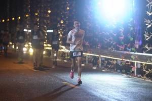 BIB: 4183
                            <button type="button" onclick="openModal(16709024)" class="btn btn-primary btn-sm float-right btn-popup" data-toggle="modal" data-target=".modal-high-quality">
                        <i class="fas fa-shopping-cart"></i> Add to Cart
                    </button>
                                            <button type="button" onclick="isThisMe(16709024, true)" class="btn btn-success btn-sm float-right btn-popup btn-isme hidden" data-toggle="tooltip" data-placement="bottom" title="นี่คือรูปของคุณใช่ไหม คลิกที่นี่เพื่อเอาเข้าอัลบั้ม">
                        <i class="fas fa-plus"></i> Add to album
                    </button>
                    <button type="button" onclick="isThisMe(16709024, false)" class="btn btn-warning btn-sm float-right btn-popup btn-isnotme hidden">
                        <i class="fas fa-ban"></i> Remove from album
                    </button>