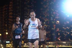 BIB: 41128, 4304
                            <button type="button" onclick="openModal(16983587)" class="btn btn-primary btn-sm float-right btn-popup" data-toggle="modal" data-target=".modal-high-quality">
                        <i class="fas fa-shopping-cart"></i> Add to Cart
                    </button>
                                            <button type="button" onclick="isThisMe(16983587, true)" class="btn btn-success btn-sm float-right btn-popup btn-isme hidden" data-toggle="tooltip" data-placement="bottom" title="นี่คือรูปของคุณใช่ไหม คลิกที่นี่เพื่อเอาเข้าอัลบั้ม">
                        <i class="fas fa-plus"></i> Add to album
                    </button>
                    <button type="button" onclick="isThisMe(16983587, false)" class="btn btn-warning btn-sm float-right btn-popup btn-isnotme hidden">
                        <i class="fas fa-ban"></i> Remove from album
                    </button>