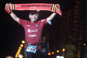 BIB: 1989, 4079
                            <button type="button" onclick="openModal(16976195)" class="btn btn-primary btn-sm float-right btn-popup" data-toggle="modal" data-target=".modal-high-quality">
                        <i class="fas fa-shopping-cart"></i> Add to Cart
                    </button>
                                            <button type="button" onclick="isThisMe(16976195, true)" class="btn btn-success btn-sm float-right btn-popup btn-isme hidden" data-toggle="tooltip" data-placement="bottom" title="นี่คือรูปของคุณใช่ไหม คลิกที่นี่เพื่อเอาเข้าอัลบั้ม">
                        <i class="fas fa-plus"></i> Add to album
                    </button>
                    <button type="button" onclick="isThisMe(16976195, false)" class="btn btn-warning btn-sm float-right btn-popup btn-isnotme hidden">
                        <i class="fas fa-ban"></i> Remove from album
                    </button>