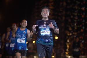 BIB: 42175, 41247
                            <button type="button" onclick="openModal(17001271)" class="btn btn-primary btn-sm float-right btn-popup" data-toggle="modal" data-target=".modal-high-quality">
                        <i class="fas fa-shopping-cart"></i> Add to Cart
                    </button>
                                            <button type="button" onclick="isThisMe(17001271, true)" class="btn btn-success btn-sm float-right btn-popup btn-isme hidden" data-toggle="tooltip" data-placement="bottom" title="นี่คือรูปของคุณใช่ไหม คลิกที่นี่เพื่อเอาเข้าอัลบั้ม">
                        <i class="fas fa-plus"></i> Add to album
                    </button>
                    <button type="button" onclick="isThisMe(17001271, false)" class="btn btn-warning btn-sm float-right btn-popup btn-isnotme hidden">
                        <i class="fas fa-ban"></i> Remove from album
                    </button>