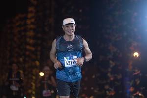 BIB: 4272
                            <button type="button" onclick="openModal(16973401)" class="btn btn-primary btn-sm float-right btn-popup" data-toggle="modal" data-target=".modal-high-quality">
                        <i class="fas fa-shopping-cart"></i> Add to Cart
                    </button>
                                            <button type="button" onclick="isThisMe(16973401, true)" class="btn btn-success btn-sm float-right btn-popup btn-isme hidden" data-toggle="tooltip" data-placement="bottom" title="นี่คือรูปของคุณใช่ไหม คลิกที่นี่เพื่อเอาเข้าอัลบั้ม">
                        <i class="fas fa-plus"></i> Add to album
                    </button>
                    <button type="button" onclick="isThisMe(16973401, false)" class="btn btn-warning btn-sm float-right btn-popup btn-isnotme hidden">
                        <i class="fas fa-ban"></i> Remove from album
                    </button>