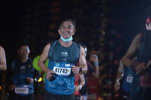 BIB: 41742, 422, 42565
                            <button type="button" onclick="openModal(17018648)" class="btn btn-primary btn-sm float-right btn-popup" data-toggle="modal" data-target=".modal-high-quality">
                        <i class="fas fa-shopping-cart"></i> Add to Cart
                    </button>
                                            <button type="button" onclick="isThisMe(17018648, true)" class="btn btn-success btn-sm float-right btn-popup btn-isme hidden" data-toggle="tooltip" data-placement="bottom" title="นี่คือรูปของคุณใช่ไหม คลิกที่นี่เพื่อเอาเข้าอัลบั้ม">
                        <i class="fas fa-plus"></i> Add to album
                    </button>
                    <button type="button" onclick="isThisMe(17018648, false)" class="btn btn-warning btn-sm float-right btn-popup btn-isnotme hidden">
                        <i class="fas fa-ban"></i> Remove from album
                    </button>