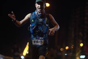 BIB: 41402
                            <button type="button" onclick="openModal(16979505)" class="btn btn-primary btn-sm float-right btn-popup" data-toggle="modal" data-target=".modal-high-quality">
                        <i class="fas fa-shopping-cart"></i> Add to Cart
                    </button>
                                            <button type="button" onclick="isThisMe(16979505, true)" class="btn btn-success btn-sm float-right btn-popup btn-isme hidden" data-toggle="tooltip" data-placement="bottom" title="นี่คือรูปของคุณใช่ไหม คลิกที่นี่เพื่อเอาเข้าอัลบั้ม">
                        <i class="fas fa-plus"></i> Add to album
                    </button>
                    <button type="button" onclick="isThisMe(16979505, false)" class="btn btn-warning btn-sm float-right btn-popup btn-isnotme hidden">
                        <i class="fas fa-ban"></i> Remove from album
                    </button>