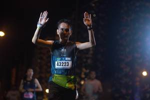 BIB: 43223
                            <button type="button" onclick="openModal(17005916)" class="btn btn-primary btn-sm float-right btn-popup" data-toggle="modal" data-target=".modal-high-quality">
                        <i class="fas fa-shopping-cart"></i> Add to Cart
                    </button>
                                            <button type="button" onclick="isThisMe(17005916, true)" class="btn btn-success btn-sm float-right btn-popup btn-isme hidden" data-toggle="tooltip" data-placement="bottom" title="นี่คือรูปของคุณใช่ไหม คลิกที่นี่เพื่อเอาเข้าอัลบั้ม">
                        <i class="fas fa-plus"></i> Add to album
                    </button>
                    <button type="button" onclick="isThisMe(17005916, false)" class="btn btn-warning btn-sm float-right btn-popup btn-isnotme hidden">
                        <i class="fas fa-ban"></i> Remove from album
                    </button>