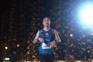 BIB: 40083
                            <button type="button" onclick="openModal(16983466)" class="btn btn-primary btn-sm float-right btn-popup" data-toggle="modal" data-target=".modal-high-quality">
                        <i class="fas fa-shopping-cart"></i> Add to Cart
                    </button>
                                            <button type="button" onclick="isThisMe(16983466, true)" class="btn btn-success btn-sm float-right btn-popup btn-isme hidden" data-toggle="tooltip" data-placement="bottom" title="นี่คือรูปของคุณใช่ไหม คลิกที่นี่เพื่อเอาเข้าอัลบั้ม">
                        <i class="fas fa-plus"></i> Add to album
                    </button>
                    <button type="button" onclick="isThisMe(16983466, false)" class="btn btn-warning btn-sm float-right btn-popup btn-isnotme hidden">
                        <i class="fas fa-ban"></i> Remove from album
                    </button>