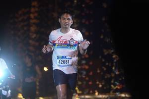 BIB: 42081
                            <button type="button" onclick="openModal(16973714)" class="btn btn-primary btn-sm float-right btn-popup" data-toggle="modal" data-target=".modal-high-quality">
                        <i class="fas fa-shopping-cart"></i> Add to Cart
                    </button>
                                            <button type="button" onclick="isThisMe(16973714, true)" class="btn btn-success btn-sm float-right btn-popup btn-isme hidden" data-toggle="tooltip" data-placement="bottom" title="นี่คือรูปของคุณใช่ไหม คลิกที่นี่เพื่อเอาเข้าอัลบั้ม">
                        <i class="fas fa-plus"></i> Add to album
                    </button>
                    <button type="button" onclick="isThisMe(16973714, false)" class="btn btn-warning btn-sm float-right btn-popup btn-isnotme hidden">
                        <i class="fas fa-ban"></i> Remove from album
                    </button>