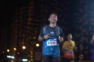 BIB: 41242
                            <button type="button" onclick="openModal(17016310)" class="btn btn-primary btn-sm float-right btn-popup" data-toggle="modal" data-target=".modal-high-quality">
                        <i class="fas fa-shopping-cart"></i> Add to Cart
                    </button>
                                            <button type="button" onclick="isThisMe(17016310, true)" class="btn btn-success btn-sm float-right btn-popup btn-isme hidden" data-toggle="tooltip" data-placement="bottom" title="นี่คือรูปของคุณใช่ไหม คลิกที่นี่เพื่อเอาเข้าอัลบั้ม">
                        <i class="fas fa-plus"></i> Add to album
                    </button>
                    <button type="button" onclick="isThisMe(17016310, false)" class="btn btn-warning btn-sm float-right btn-popup btn-isnotme hidden">
                        <i class="fas fa-ban"></i> Remove from album
                    </button>