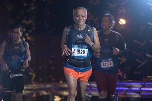 BIB: 129, 1928
                            <button type="button" onclick="openModal(17049354)" class="btn btn-primary btn-sm float-right btn-popup" data-toggle="modal" data-target=".modal-high-quality">
                        <i class="fas fa-shopping-cart"></i> Add to Cart
                    </button>
                                            <button type="button" onclick="isThisMe(17049354, true)" class="btn btn-success btn-sm float-right btn-popup btn-isme hidden" data-toggle="tooltip" data-placement="bottom" title="นี่คือรูปของคุณใช่ไหม คลิกที่นี่เพื่อเอาเข้าอัลบั้ม">
                        <i class="fas fa-plus"></i> Add to album
                    </button>
                    <button type="button" onclick="isThisMe(17049354, false)" class="btn btn-warning btn-sm float-right btn-popup btn-isnotme hidden">
                        <i class="fas fa-ban"></i> Remove from album
                    </button>