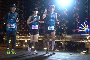 BIB: 1580, 44055
                            <button type="button" onclick="openModal(17004157)" class="btn btn-primary btn-sm float-right btn-popup" data-toggle="modal" data-target=".modal-high-quality">
                        <i class="fas fa-shopping-cart"></i> Add to Cart
                    </button>
                                            <button type="button" onclick="isThisMe(17004157, true)" class="btn btn-success btn-sm float-right btn-popup btn-isme hidden" data-toggle="tooltip" data-placement="bottom" title="นี่คือรูปของคุณใช่ไหม คลิกที่นี่เพื่อเอาเข้าอัลบั้ม">
                        <i class="fas fa-plus"></i> Add to album
                    </button>
                    <button type="button" onclick="isThisMe(17004157, false)" class="btn btn-warning btn-sm float-right btn-popup btn-isnotme hidden">
                        <i class="fas fa-ban"></i> Remove from album
                    </button>