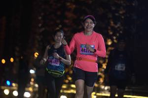 BIB: 4437, 032
                            <button type="button" onclick="openModal(17043794)" class="btn btn-primary btn-sm float-right btn-popup" data-toggle="modal" data-target=".modal-high-quality">
                        <i class="fas fa-shopping-cart"></i> Add to Cart
                    </button>
                                            <button type="button" onclick="isThisMe(17043794, true)" class="btn btn-success btn-sm float-right btn-popup btn-isme hidden" data-toggle="tooltip" data-placement="bottom" title="นี่คือรูปของคุณใช่ไหม คลิกที่นี่เพื่อเอาเข้าอัลบั้ม">
                        <i class="fas fa-plus"></i> Add to album
                    </button>
                    <button type="button" onclick="isThisMe(17043794, false)" class="btn btn-warning btn-sm float-right btn-popup btn-isnotme hidden">
                        <i class="fas fa-ban"></i> Remove from album
                    </button>