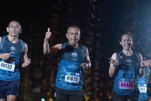 BIB: 40133, 41875, 44434, 1959
                            <button type="button" onclick="openModal(17022740)" class="btn btn-primary btn-sm float-right btn-popup" data-toggle="modal" data-target=".modal-high-quality">
                        <i class="fas fa-shopping-cart"></i> Add to Cart
                    </button>
                                            <button type="button" onclick="isThisMe(17022740, true)" class="btn btn-success btn-sm float-right btn-popup btn-isme hidden" data-toggle="tooltip" data-placement="bottom" title="นี่คือรูปของคุณใช่ไหม คลิกที่นี่เพื่อเอาเข้าอัลบั้ม">
                        <i class="fas fa-plus"></i> Add to album
                    </button>
                    <button type="button" onclick="isThisMe(17022740, false)" class="btn btn-warning btn-sm float-right btn-popup btn-isnotme hidden">
                        <i class="fas fa-ban"></i> Remove from album
                    </button>