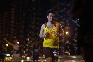 BIB: 4209
                            <button type="button" onclick="openModal(16992244)" class="btn btn-primary btn-sm float-right btn-popup" data-toggle="modal" data-target=".modal-high-quality">
                        <i class="fas fa-shopping-cart"></i> Add to Cart
                    </button>
                                            <button type="button" onclick="isThisMe(16992244, true)" class="btn btn-success btn-sm float-right btn-popup btn-isme hidden" data-toggle="tooltip" data-placement="bottom" title="นี่คือรูปของคุณใช่ไหม คลิกที่นี่เพื่อเอาเข้าอัลบั้ม">
                        <i class="fas fa-plus"></i> Add to album
                    </button>
                    <button type="button" onclick="isThisMe(16992244, false)" class="btn btn-warning btn-sm float-right btn-popup btn-isnotme hidden">
                        <i class="fas fa-ban"></i> Remove from album
                    </button>