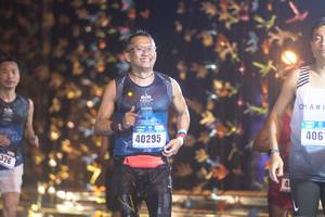 BIB: 4061, 40295, 326
                            <button type="button" onclick="openModal(16926157)" class="btn btn-primary btn-sm float-right btn-popup" data-toggle="modal" data-target=".modal-high-quality">
                        <i class="fas fa-shopping-cart"></i> Add to Cart
                    </button>
                                            <button type="button" onclick="isThisMe(16926157, true)" class="btn btn-success btn-sm float-right btn-popup btn-isme hidden" data-toggle="tooltip" data-placement="bottom" title="นี่คือรูปของคุณใช่ไหม คลิกที่นี่เพื่อเอาเข้าอัลบั้ม">
                        <i class="fas fa-plus"></i> Add to album
                    </button>
                    <button type="button" onclick="isThisMe(16926157, false)" class="btn btn-warning btn-sm float-right btn-popup btn-isnotme hidden">
                        <i class="fas fa-ban"></i> Remove from album
                    </button>