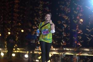 BIB: 1728
                            <button type="button" onclick="openModal(17039518)" class="btn btn-primary btn-sm float-right btn-popup" data-toggle="modal" data-target=".modal-high-quality">
                        <i class="fas fa-shopping-cart"></i> Add to Cart
                    </button>
                                            <button type="button" onclick="isThisMe(17039518, true)" class="btn btn-success btn-sm float-right btn-popup btn-isme hidden" data-toggle="tooltip" data-placement="bottom" title="นี่คือรูปของคุณใช่ไหม คลิกที่นี่เพื่อเอาเข้าอัลบั้ม">
                        <i class="fas fa-plus"></i> Add to album
                    </button>
                    <button type="button" onclick="isThisMe(17039518, false)" class="btn btn-warning btn-sm float-right btn-popup btn-isnotme hidden">
                        <i class="fas fa-ban"></i> Remove from album
                    </button>