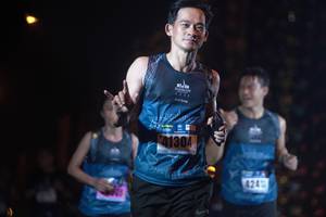 BIB: 01304, 424
                            <button type="button" onclick="openModal(17001034)" class="btn btn-primary btn-sm float-right btn-popup" data-toggle="modal" data-target=".modal-high-quality">
                        <i class="fas fa-shopping-cart"></i> Add to Cart
                    </button>
                                            <button type="button" onclick="isThisMe(17001034, true)" class="btn btn-success btn-sm float-right btn-popup btn-isme hidden" data-toggle="tooltip" data-placement="bottom" title="นี่คือรูปของคุณใช่ไหม คลิกที่นี่เพื่อเอาเข้าอัลบั้ม">
                        <i class="fas fa-plus"></i> Add to album
                    </button>
                    <button type="button" onclick="isThisMe(17001034, false)" class="btn btn-warning btn-sm float-right btn-popup btn-isnotme hidden">
                        <i class="fas fa-ban"></i> Remove from album
                    </button>