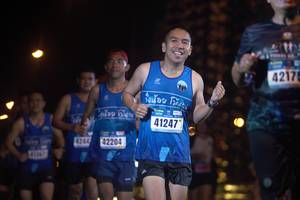 BIB: 42175, 41247, 4244, 42204
                            <button type="button" onclick="openModal(17001352)" class="btn btn-primary btn-sm float-right btn-popup" data-toggle="modal" data-target=".modal-high-quality">
                        <i class="fas fa-shopping-cart"></i> Add to Cart
                    </button>
                                            <button type="button" onclick="isThisMe(17001352, true)" class="btn btn-success btn-sm float-right btn-popup btn-isme hidden" data-toggle="tooltip" data-placement="bottom" title="นี่คือรูปของคุณใช่ไหม คลิกที่นี่เพื่อเอาเข้าอัลบั้ม">
                        <i class="fas fa-plus"></i> Add to album
                    </button>
                    <button type="button" onclick="isThisMe(17001352, false)" class="btn btn-warning btn-sm float-right btn-popup btn-isnotme hidden">
                        <i class="fas fa-ban"></i> Remove from album
                    </button>