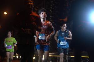 BIB: 41112, 42352
                            <button type="button" onclick="openModal(16980312)" class="btn btn-primary btn-sm float-right btn-popup" data-toggle="modal" data-target=".modal-high-quality">
                        <i class="fas fa-shopping-cart"></i> Add to Cart
                    </button>
                                            <button type="button" onclick="isThisMe(16980312, true)" class="btn btn-success btn-sm float-right btn-popup btn-isme hidden" data-toggle="tooltip" data-placement="bottom" title="นี่คือรูปของคุณใช่ไหม คลิกที่นี่เพื่อเอาเข้าอัลบั้ม">
                        <i class="fas fa-plus"></i> Add to album
                    </button>
                    <button type="button" onclick="isThisMe(16980312, false)" class="btn btn-warning btn-sm float-right btn-popup btn-isnotme hidden">
                        <i class="fas fa-ban"></i> Remove from album
                    </button>