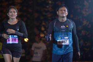 BIB: 4310, 41987
                            <button type="button" onclick="openModal(17034536)" class="btn btn-primary btn-sm float-right btn-popup" data-toggle="modal" data-target=".modal-high-quality">
                        <i class="fas fa-shopping-cart"></i> Add to Cart
                    </button>
                                            <button type="button" onclick="isThisMe(17034536, true)" class="btn btn-success btn-sm float-right btn-popup btn-isme hidden" data-toggle="tooltip" data-placement="bottom" title="นี่คือรูปของคุณใช่ไหม คลิกที่นี่เพื่อเอาเข้าอัลบั้ม">
                        <i class="fas fa-plus"></i> Add to album
                    </button>
                    <button type="button" onclick="isThisMe(17034536, false)" class="btn btn-warning btn-sm float-right btn-popup btn-isnotme hidden">
                        <i class="fas fa-ban"></i> Remove from album
                    </button>