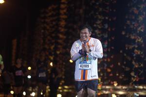 BIB: 43109
                            <button type="button" onclick="openModal(17020949)" class="btn btn-primary btn-sm float-right btn-popup" data-toggle="modal" data-target=".modal-high-quality">
                        <i class="fas fa-shopping-cart"></i> Add to Cart
                    </button>
                                            <button type="button" onclick="isThisMe(17020949, true)" class="btn btn-success btn-sm float-right btn-popup btn-isme hidden" data-toggle="tooltip" data-placement="bottom" title="นี่คือรูปของคุณใช่ไหม คลิกที่นี่เพื่อเอาเข้าอัลบั้ม">
                        <i class="fas fa-plus"></i> Add to album
                    </button>
                    <button type="button" onclick="isThisMe(17020949, false)" class="btn btn-warning btn-sm float-right btn-popup btn-isnotme hidden">
                        <i class="fas fa-ban"></i> Remove from album
                    </button>