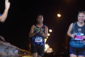 BIB: 4522, 41067
                            <button type="button" onclick="openModal(17011458)" class="btn btn-primary btn-sm float-right btn-popup" data-toggle="modal" data-target=".modal-high-quality">
                        <i class="fas fa-shopping-cart"></i> Add to Cart
                    </button>
                                            <button type="button" onclick="isThisMe(17011458, true)" class="btn btn-success btn-sm float-right btn-popup btn-isme hidden" data-toggle="tooltip" data-placement="bottom" title="นี่คือรูปของคุณใช่ไหม คลิกที่นี่เพื่อเอาเข้าอัลบั้ม">
                        <i class="fas fa-plus"></i> Add to album
                    </button>
                    <button type="button" onclick="isThisMe(17011458, false)" class="btn btn-warning btn-sm float-right btn-popup btn-isnotme hidden">
                        <i class="fas fa-ban"></i> Remove from album
                    </button>