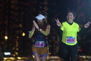 BIB: 447, 
                            <button type="button" onclick="openModal(17027862)" class="btn btn-primary btn-sm float-right btn-popup" data-toggle="modal" data-target=".modal-high-quality">
                        <i class="fas fa-shopping-cart"></i> Add to Cart
                    </button>
                                            <button type="button" onclick="isThisMe(17027862, true)" class="btn btn-success btn-sm float-right btn-popup btn-isme hidden" data-toggle="tooltip" data-placement="bottom" title="นี่คือรูปของคุณใช่ไหม คลิกที่นี่เพื่อเอาเข้าอัลบั้ม">
                        <i class="fas fa-plus"></i> Add to album
                    </button>
                    <button type="button" onclick="isThisMe(17027862, false)" class="btn btn-warning btn-sm float-right btn-popup btn-isnotme hidden">
                        <i class="fas fa-ban"></i> Remove from album
                    </button>